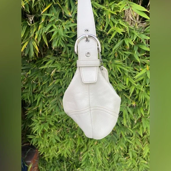 Coach Soho Large Ivory Glove Leather Hobo Shoulder Bag 9464 Y2K🔥 - Picture 13 of 15